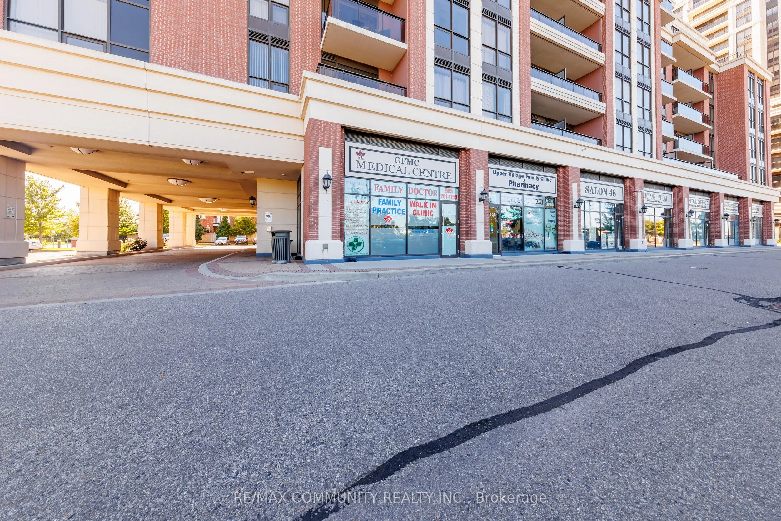 Condo Apartment in Markham