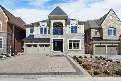 Detached in Vaughan