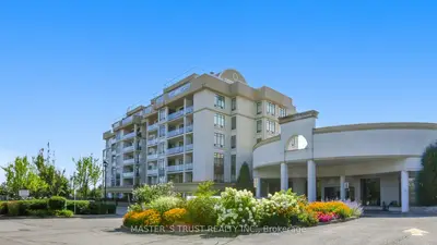 11121 Yonge Street 621, Richmond Hill, On L4c 0s7