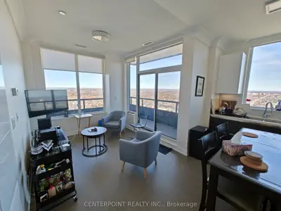 Common Element Condo in Markham