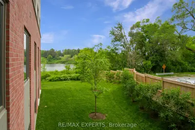 64 Queen Street S 106, New Tecumseth, On L0g 1w0