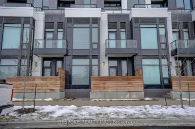 3 Rosewater Street 117-b, Richmond Hill, On L4c 5t6