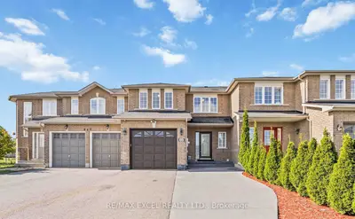 418 Rannie Road, Newmarket, On L3x 2n3