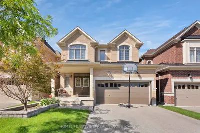 Detached in Aurora
