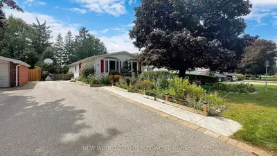 Detached in New Tecumseth
