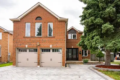 Detached in Markham