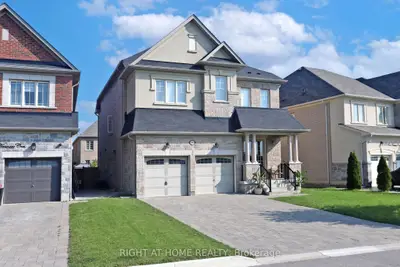 Detached in Vaughan