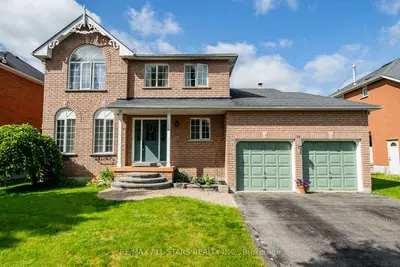 Detached in Uxbridge