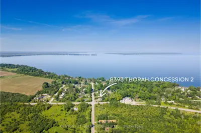 Detached in Brock