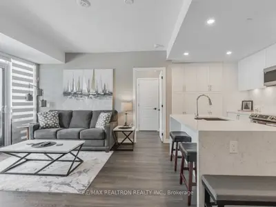 Condo Apartment in Innisfil