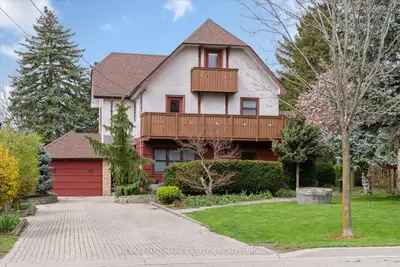 22 Fairview Avenue, Richmond Hill, On L4c 6l2