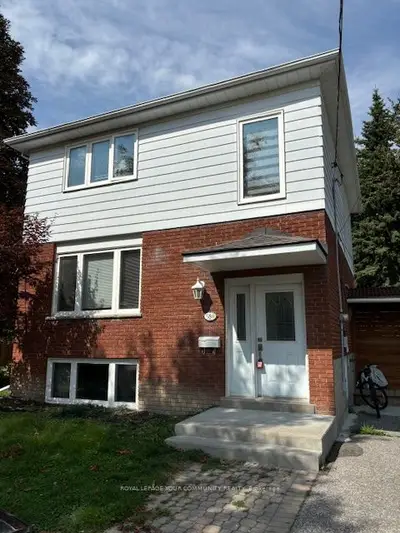 Detached in Newmarket