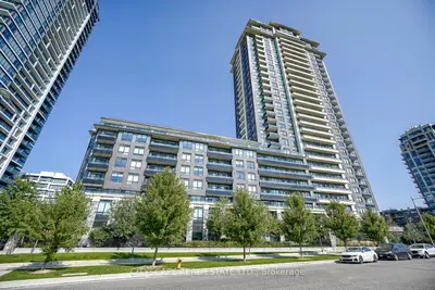 Condo Apartment in Markham