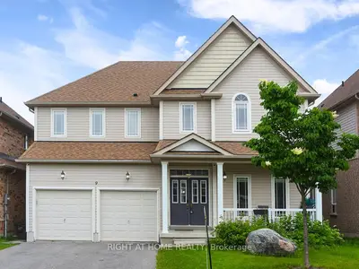 9 Bache Avenue, Georgina, On L4p 0c5
