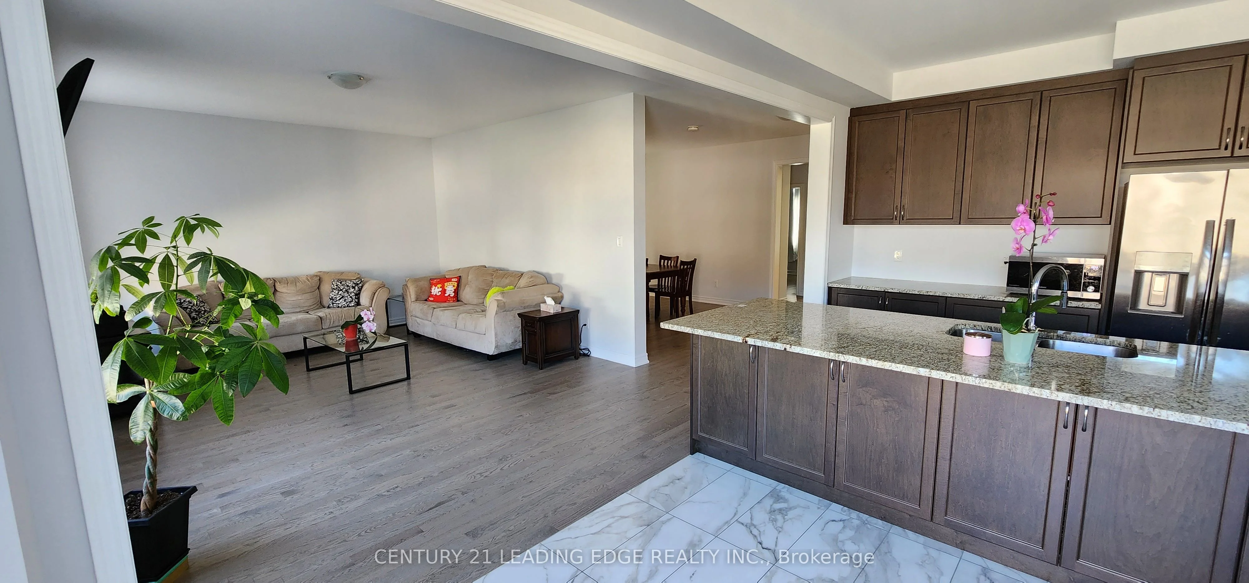 26 Faimira Avenue, Georgina, ON L4P 0C2