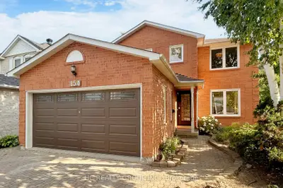 154 Kersey Crescent, Richmond Hill, On L4c 8x8