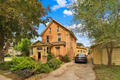 Detached in New Tecumseth