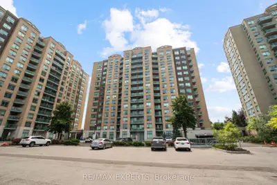 23 Oneida Crescent 1101, Richmond Hill, On L4b 0a2
