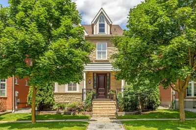 Detached in Markham