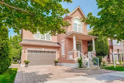 Detached in Vaughan