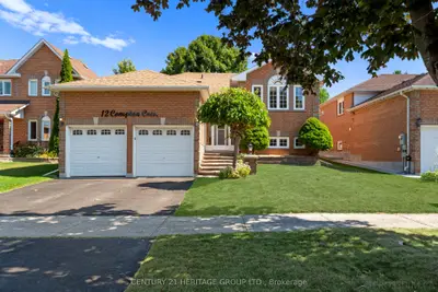 Detached in Bradford West Gwillimbury