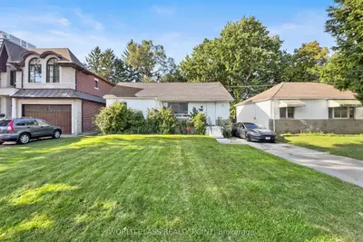 Detached in Markham