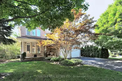 Detached in Richmond Hill