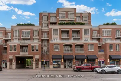 Condo Apartment in Richmond Hill