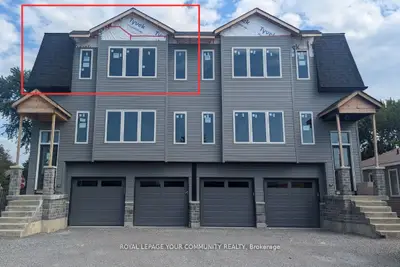 Triplex in Georgina
