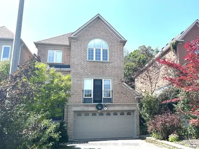 8 Harvest Court, Richmond Hill, On L4e 4v3