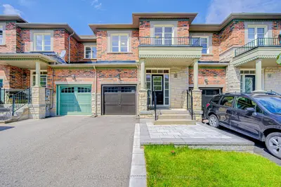 384 William Dunn Crescent, Newmarket, On L3x 3l2
