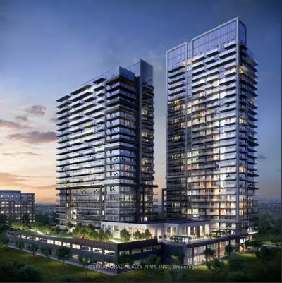 Condo Apartment in Richmond Hill