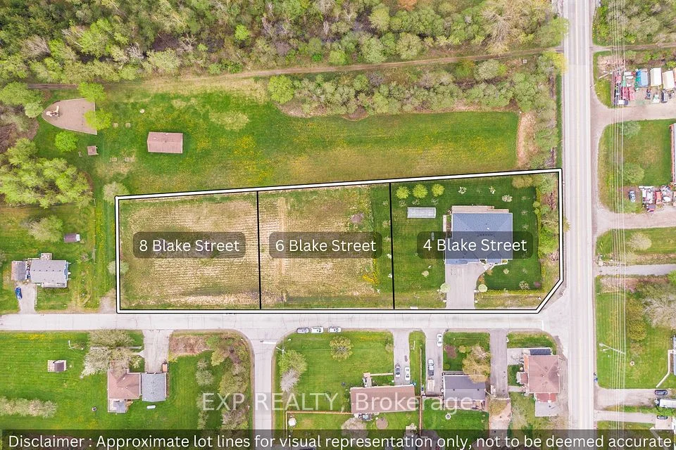 8 Blake Street, East Gwillimbury, ON L0E 1R0