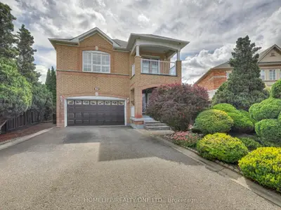 Detached in Vaughan