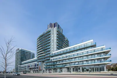 Condo Apartment in Richmond Hill