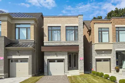 Detached in Newmarket