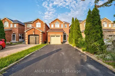 Detached in Markham