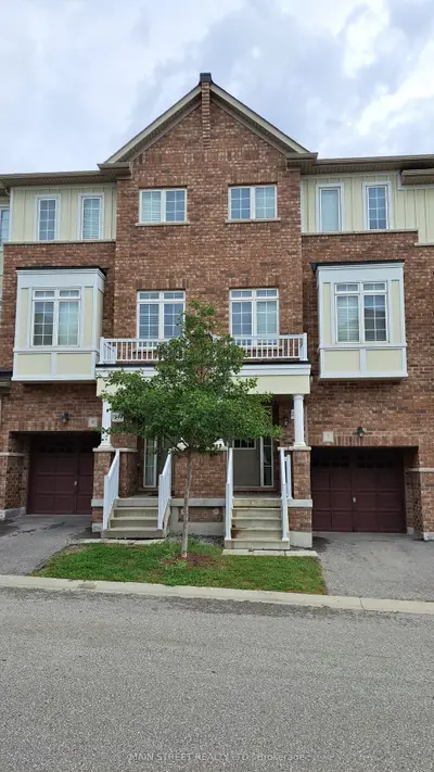 Att/Row/Townhouse in Markham