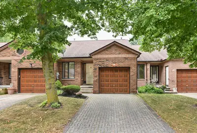 Condo Townhouse in New Tecumseth