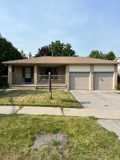 Detached in Newmarket