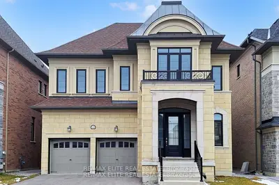 Detached in Aurora
