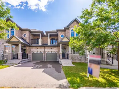 Att/Row/Townhouse in Markham