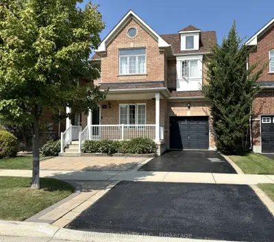 Detached in Richmond Hill