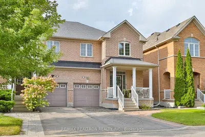 Semi-Detached in Whitchurch-Stouffville