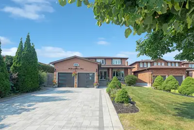 Detached in Vaughan