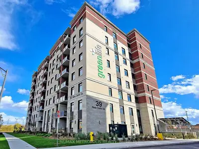 Condo Apartment in Markham