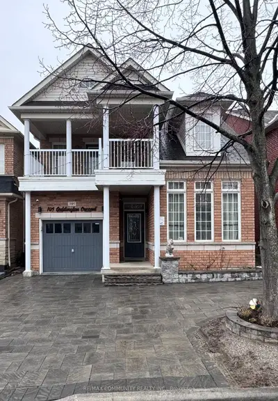 Att/Row/Townhouse in Markham