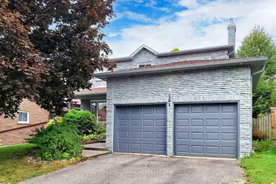 Detached in Newmarket