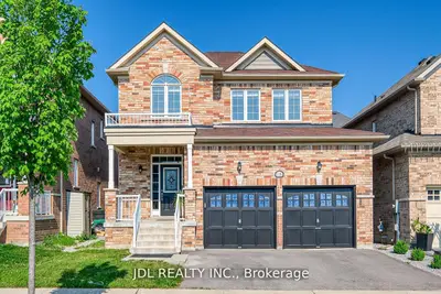 18 Fred Mason Street, Georgina, On L0e 1p0