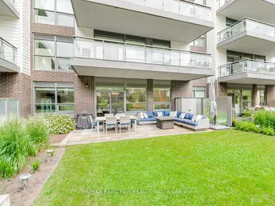 Condo Apartment in Innisfil